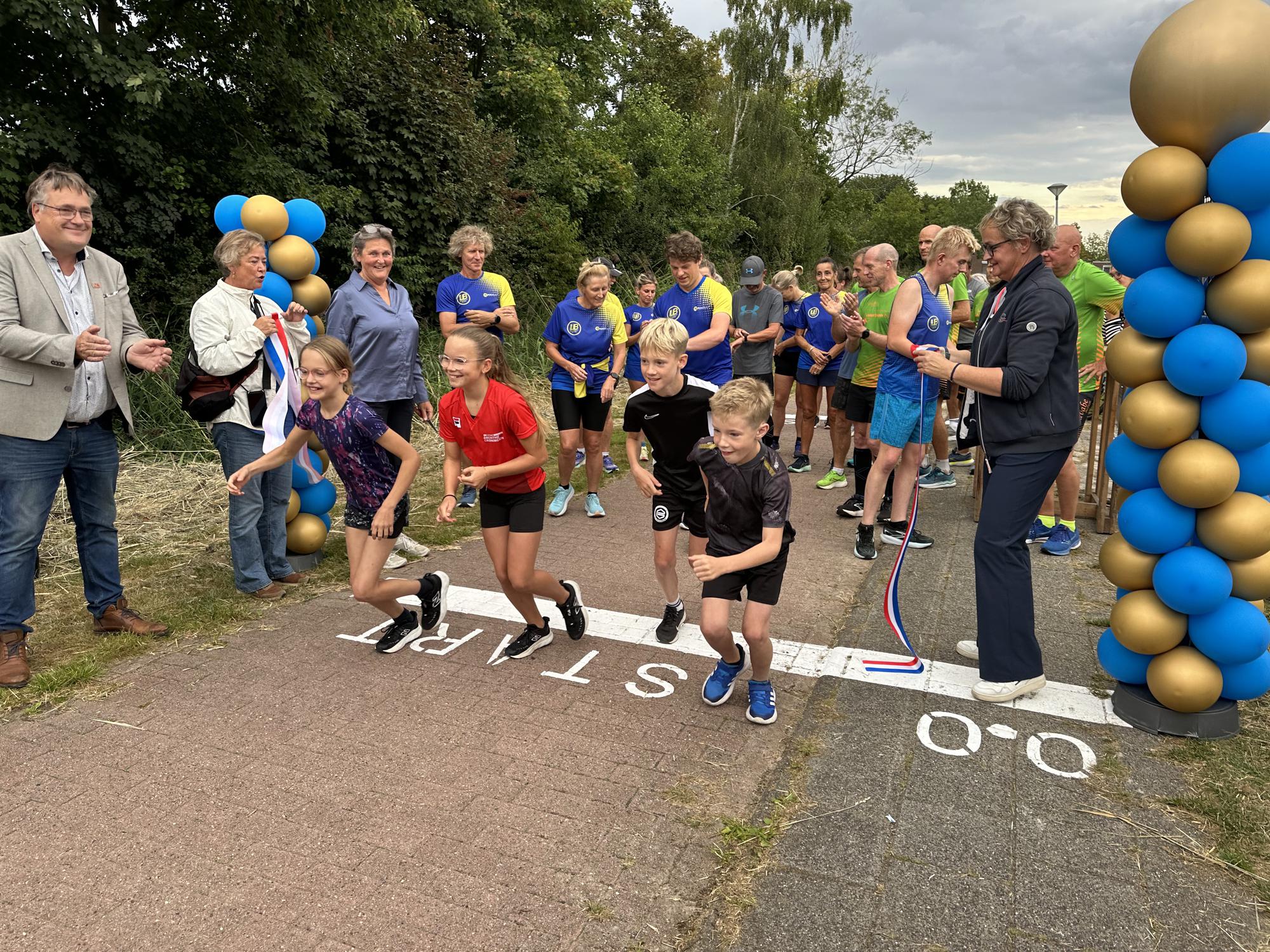 Wethouder Hansems opent Beemer 4mijl Parcours